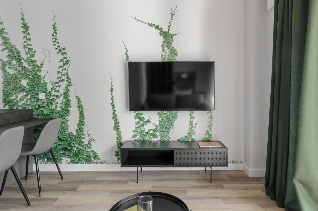 Urban Jungle Apartments By Reside Baltic Вильнюс Экстерьер фото