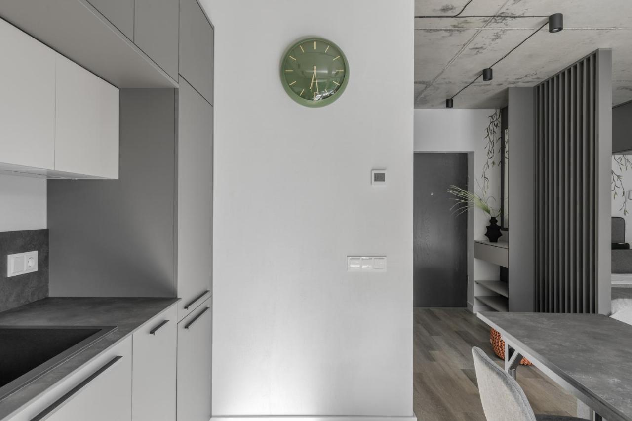 Urban Jungle Apartments By Reside Baltic Вильнюс Экстерьер фото
